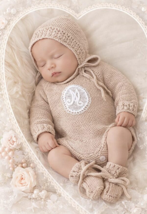 Conjunto de Canastilla Artesanal "Primera Puesta"